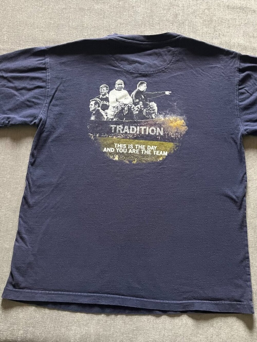 Vintage Y2K Notre Dame Irish Football Shirt Adult Unisex L Blue Tradition NCAA